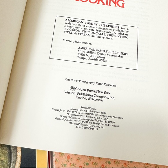 Vintage 1987 Betty Crocker's Family Favorites Set of 4 - Picture 4 of 11